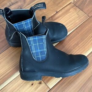 Blundstone Black Boots with Blue Checkered Detail